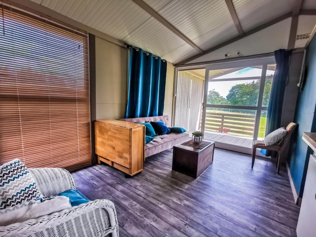 Hotel Au Bonheur Nomade Livry  Esterno foto